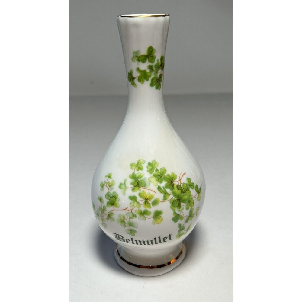 Vase Hales Fine Bone china Ballyporeen Belmullet 6 Inches Shamrock Design